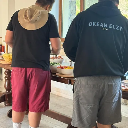 Guest house близнюки