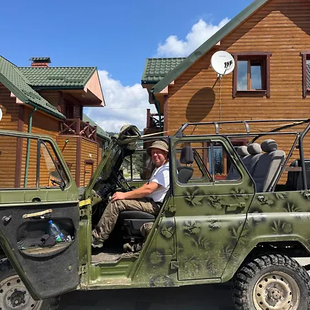 ゲストハウス близнюки *